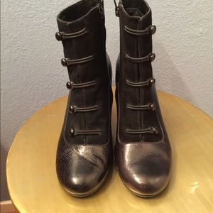 🌟AEROSOLE - BLACK LEATHER BOOTS (Size 7.5)🌟